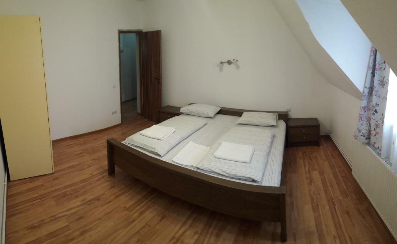 Theresia Apartment Sibiu Exterior foto